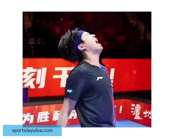 刘国正妻子为王楚钦比赛落泪直呼太难 达科教练被打服累到撑地