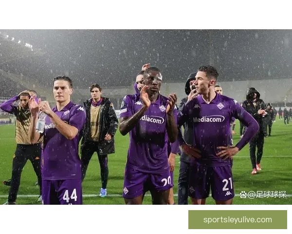 维罗纳主场鏖战佛罗伦萨法乔利射门击中球框难破僵局