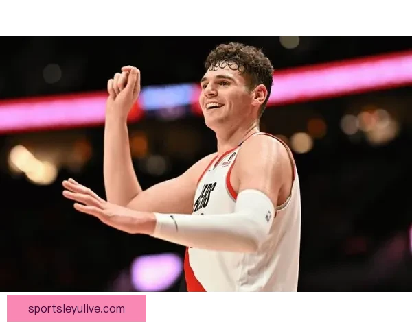 克林根超小洛创历史成就 成为开拓者单赛季进攻篮板王